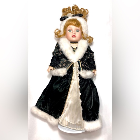 Brass Key Victorian Rose Collection Genuine Porcelain Doll Special Ed 1997 - Picture 1 of 9